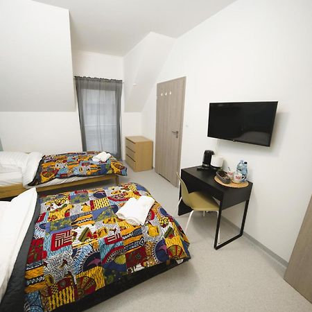 Soul Poznan Free Parking Bed & Breakfast ภายนอก รูปภาพ
