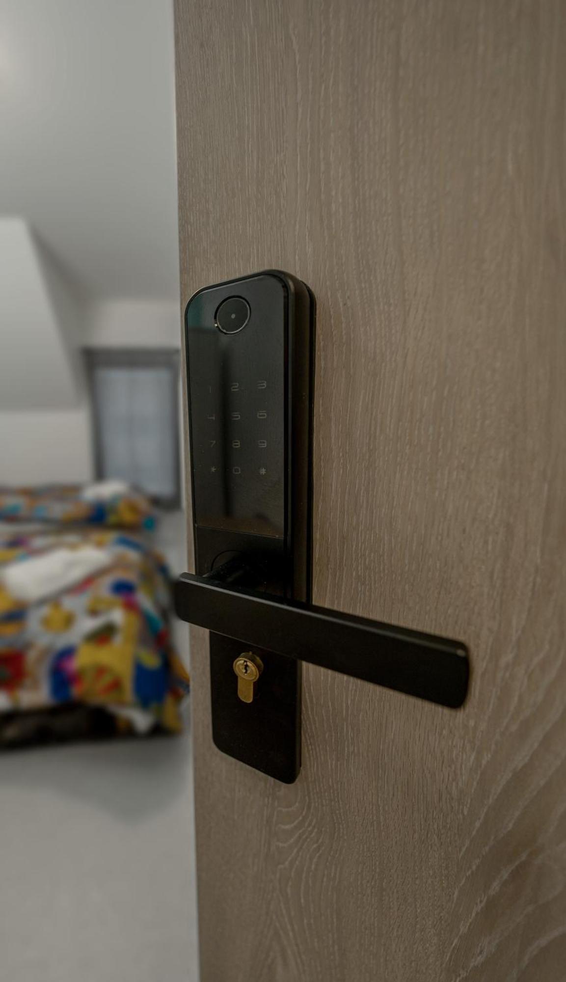 Soul Poznan Free Parking Bed & Breakfast ภายนอก รูปภาพ